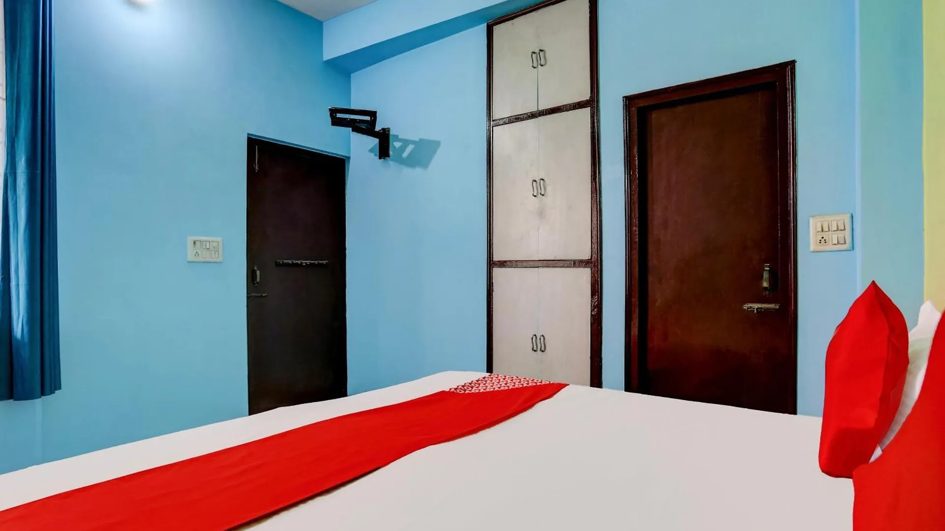 Hotel O Esscon House Gurgaon